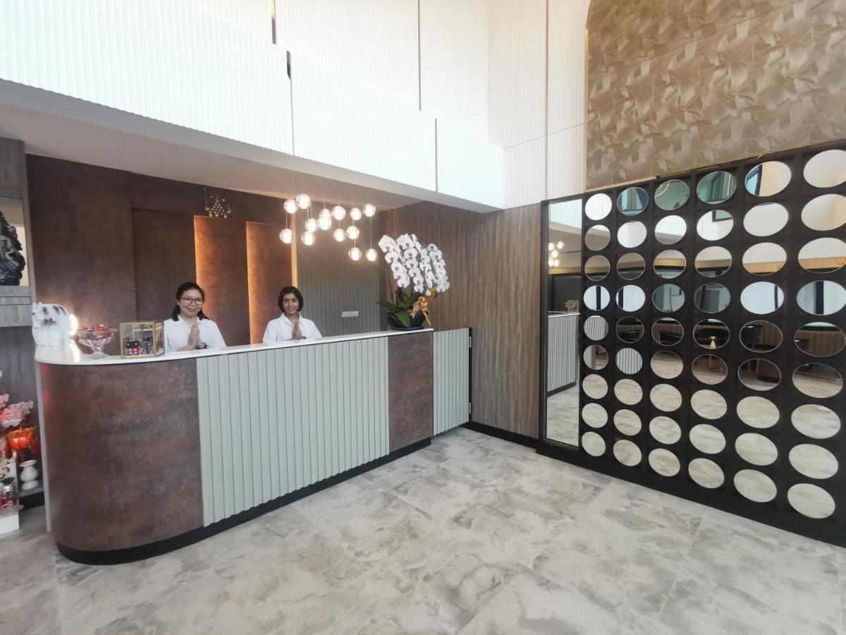 Abc@48 Hotel & Service Apartment Bangkok Exterior photo